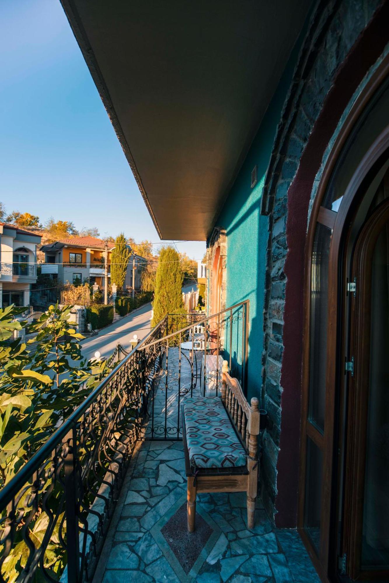 Vila Eden Boutique Hotel Korce Kamer foto